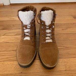 Shearling suede boots